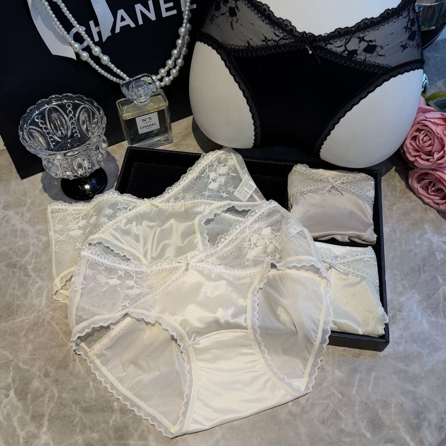 ZD Regal Lace Briefs
