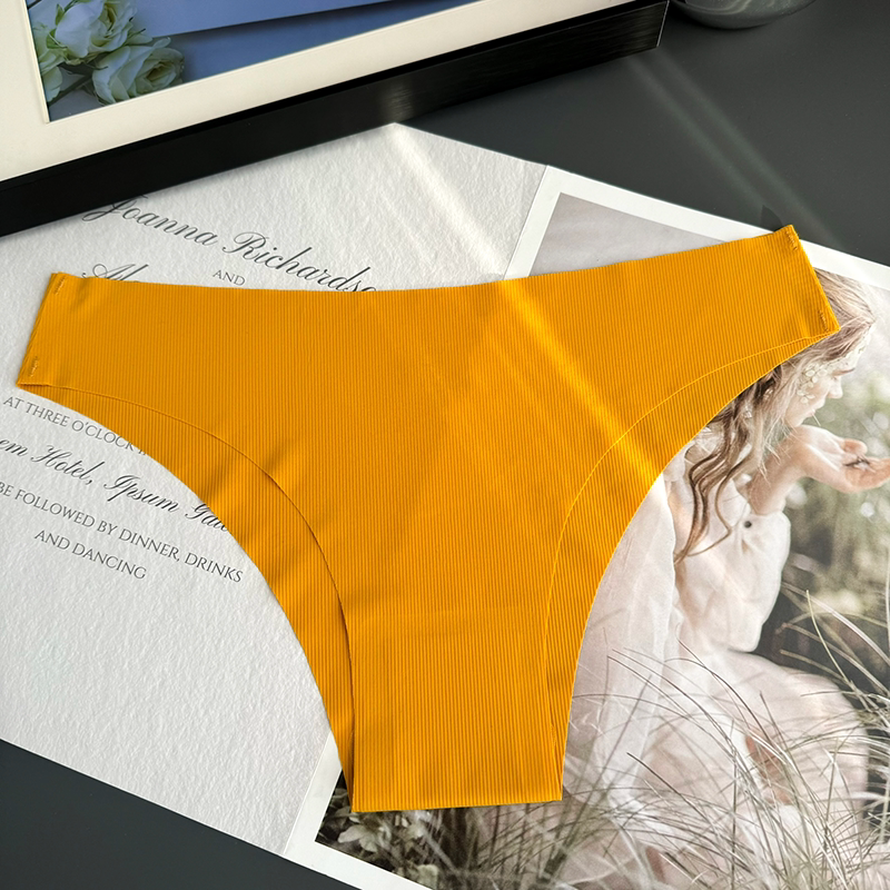 Thin Vertical Stripe Ice Silk Seamless One-Piece Low-Rise Briefs